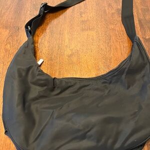 Aritzia Goldie bag